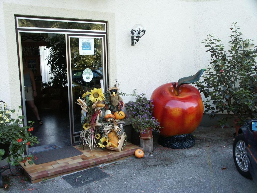 St. Oswalderhof Bed & Breakfast Portschach am Woerthersee Ngoại thất bức ảnh